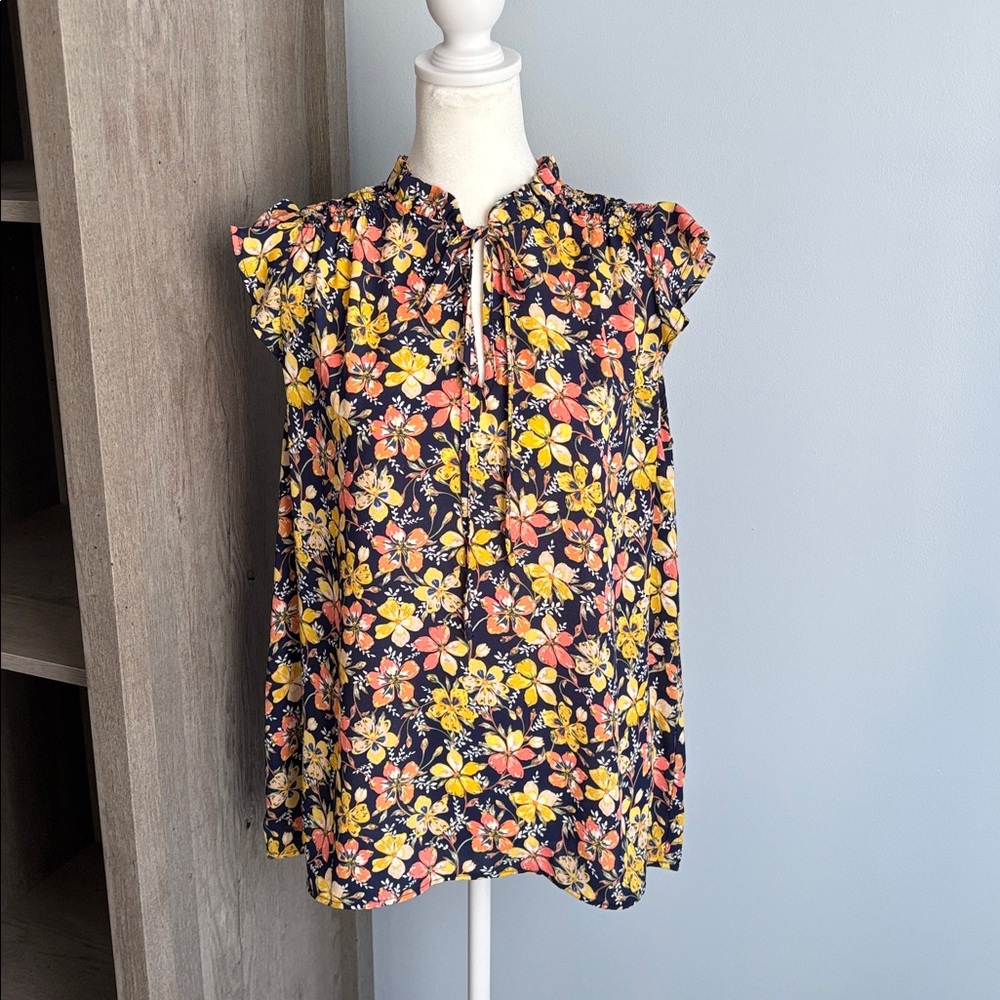 Counterparts Navy Floral Blouse with Ruffle Cap Sleeve. Size M.